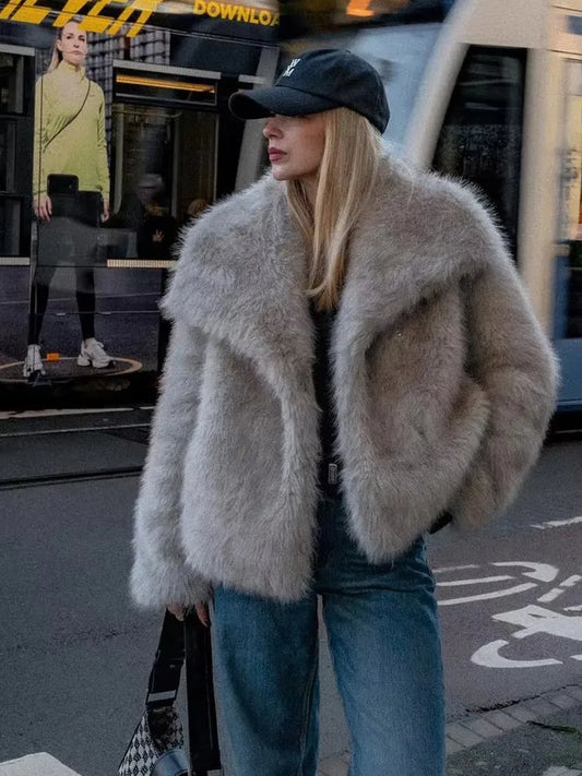 Avelora x Trafza – Celestia Faux Fur
