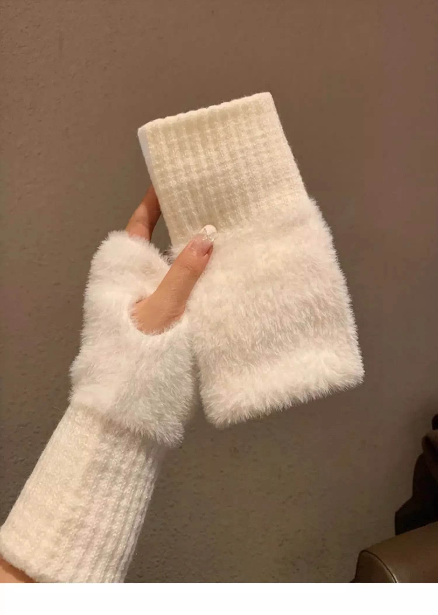 Soft Winter Half Finger Gloves - Avelora