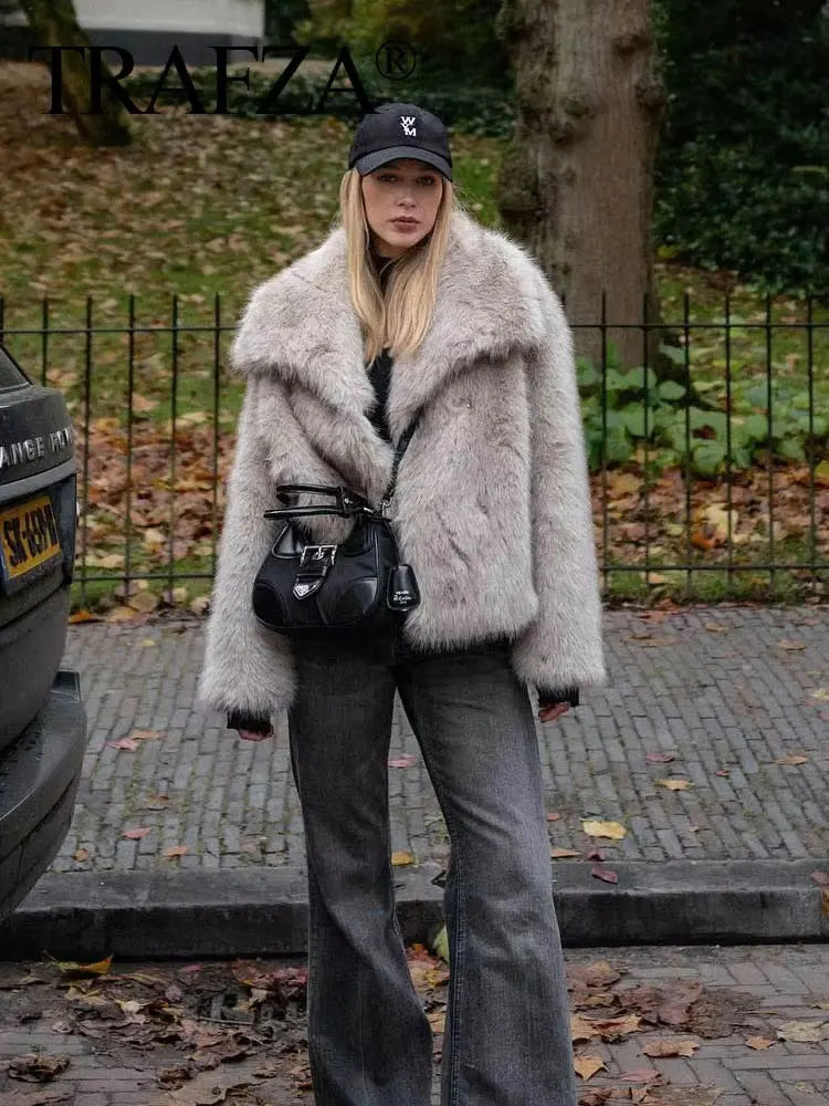 Avelora x Trafza – Celestia Faux Fur