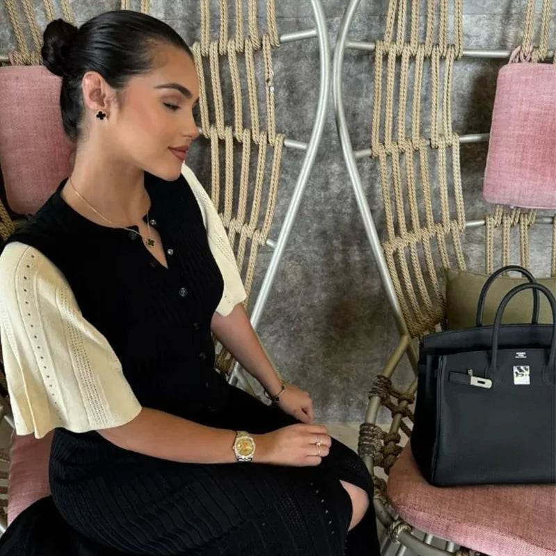 Elegant Knitted Dress - Avelora